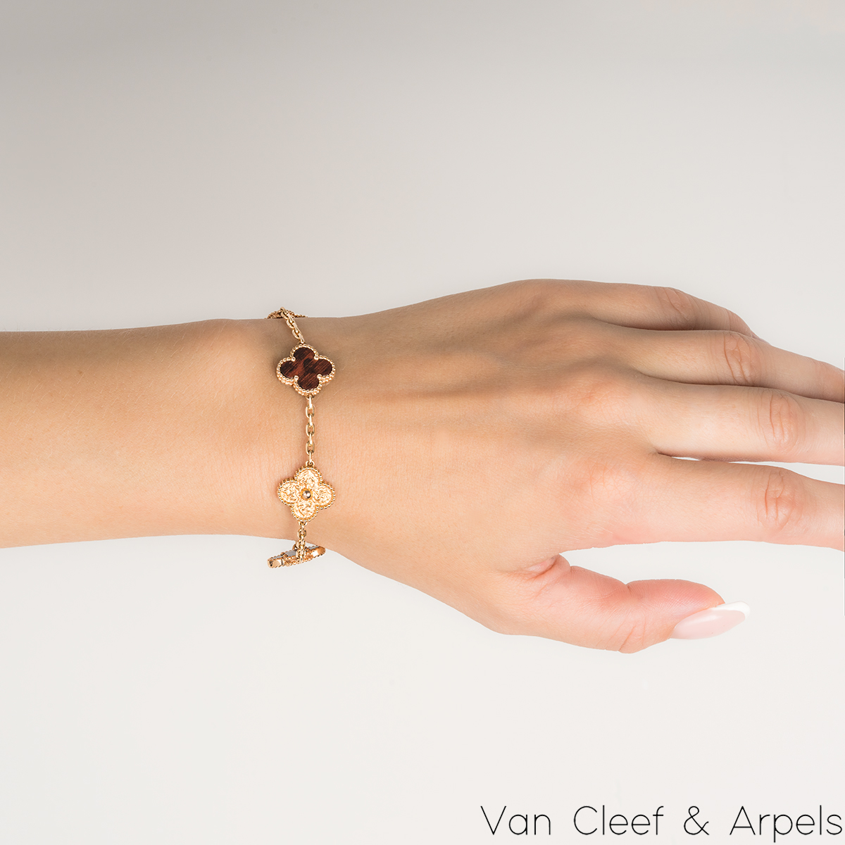 Van Cleef & Arpels Soft Bracelets - Lampoo